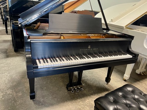 STEINWAY M GRAND PIANO -Meticulous - Picture 10 of 11
