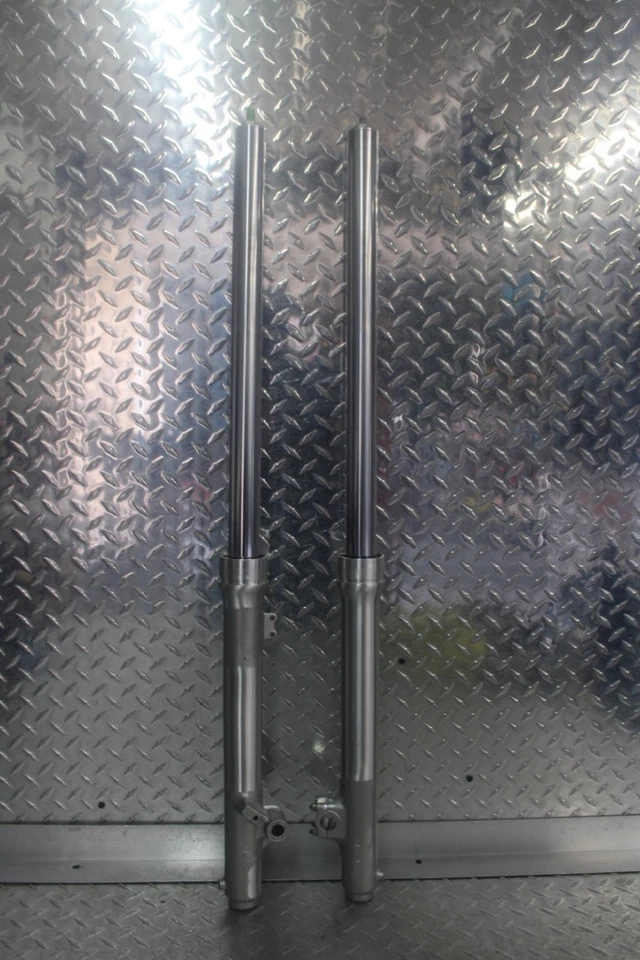 Juego de horquillas delanteras Honda XR200R 1996 51480-KT0-315 51580-KT0-315 Foto 4 de 4