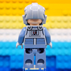 ✨Kate's Figs: LEGO Star Wars AT-AT DRIVER (SW0581) Minifig 75054✨