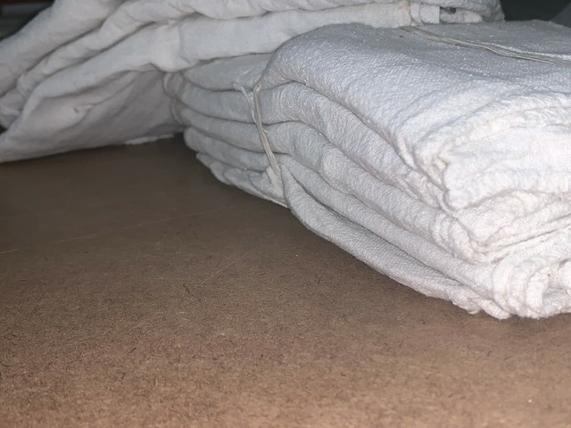 2500 PACK HEAVY WEIGHT JUMBO RED SHOP TOWELS CLEANING RAGS 14X14