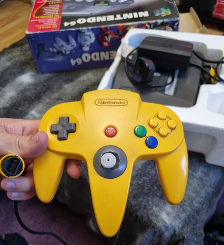 Nintendo 64 Console - Grey ( Boxed) - Picture 6 of 7