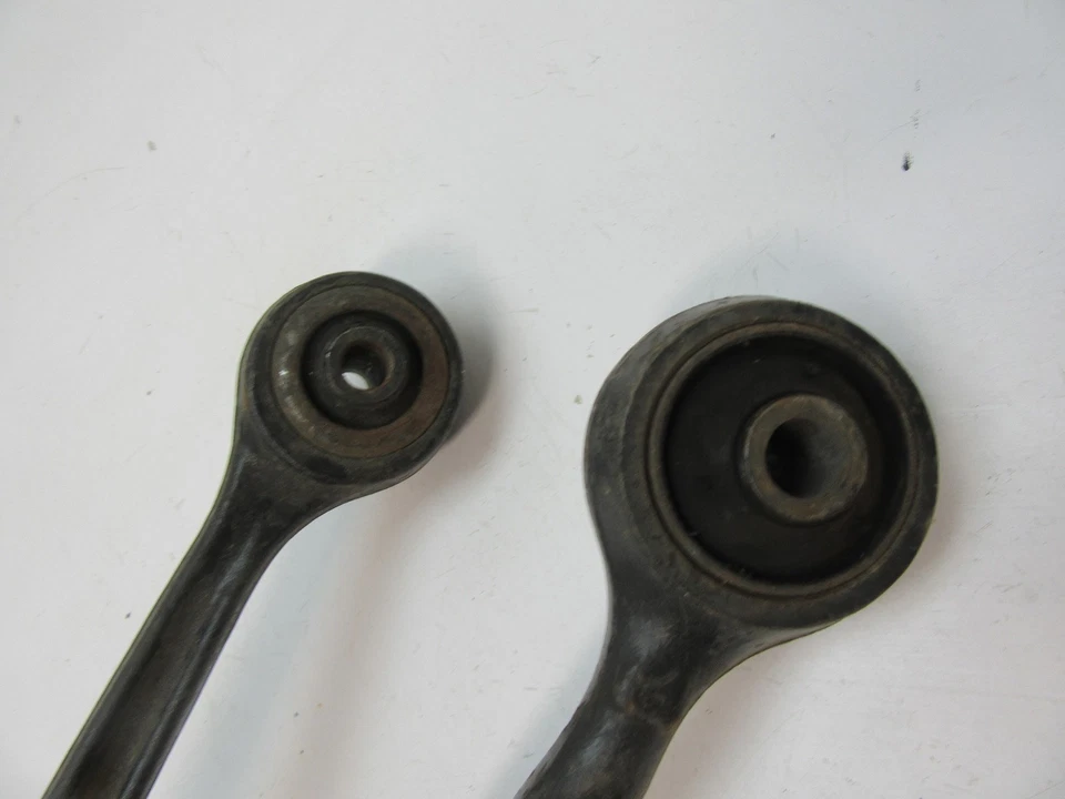 BRAZO DE CONTROL TRASERO SOPORTE DELANTERO CONDUCTOR IZQUIERDO INFERIOR 78-87 BMW 733I 735I Foto 2 de 4