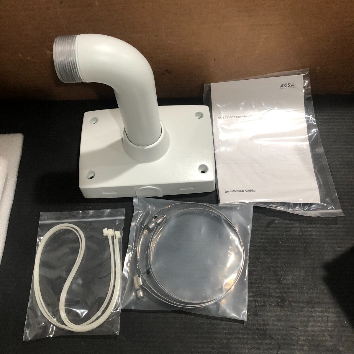 AXIS- T91B67 65-165MM Pole Mount 01473-001, NEW FREE AXIS- T91B67 65-165MM Pole Mount 01473-001, NEW FREE