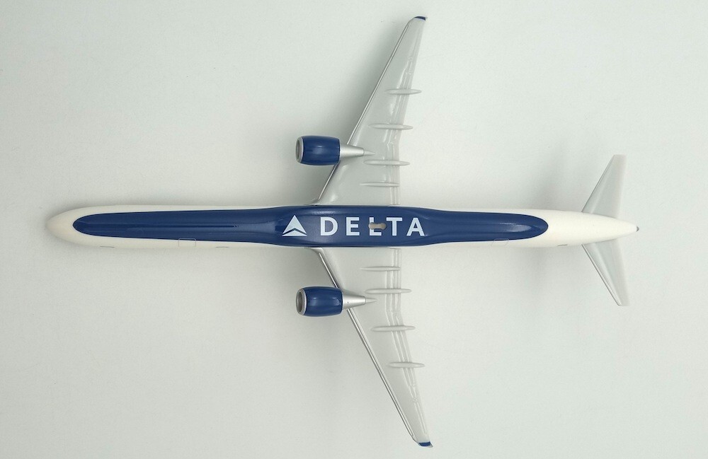 1/200 デルタ航空 ボーイング757-300 1/200 デルタ航空 ボーイング757-300 Boeing 757-300 Seat Maps
