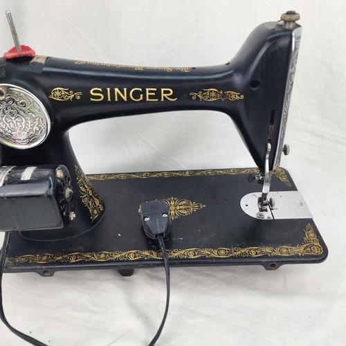 Vintage Singer Sewing Machine AS IS FOR PARTS - Picture 5 of 22