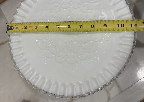 Vintage Fenton Milk Glass Silvercrest Spanish Lace Footed Cake Stand Bridal Tea - Picture 9 of 17
