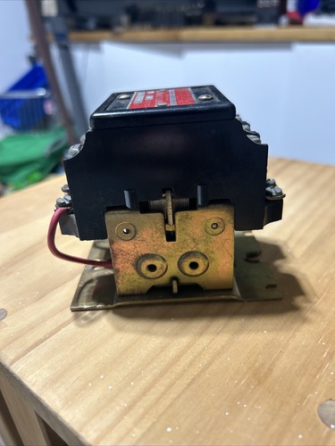 Arrow-Hart 34321-U Magnetic Controller 240/550V 60CY - Picture 6 of 6