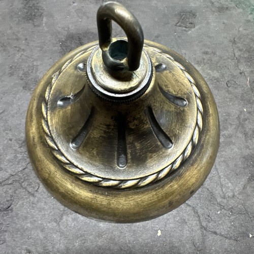 Vintage 5 1/2 Cast Brass Ceiling Canopy Complete With Hardware - Picture 9 of 14