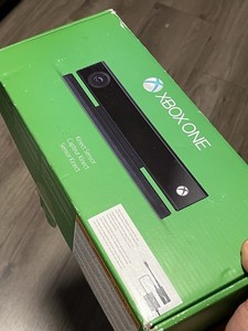 XBOX ONE Kinect Sensor 【並行輸入品・新品（未開封）】 Amazon.com: Xbox One Kinect Sensor : Video Games