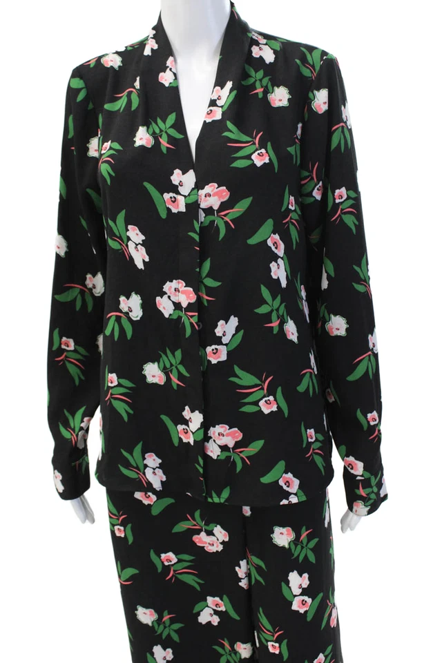 Conjunto de pantalón blusa halógeno con estampado floral negro multicolor talla mediana para mujer Foto 2 de 4