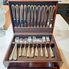 80 pc Pfaltzgraff Newcastle Silver/Gold Stainless Flatware Serves 12 Set w/ BOX