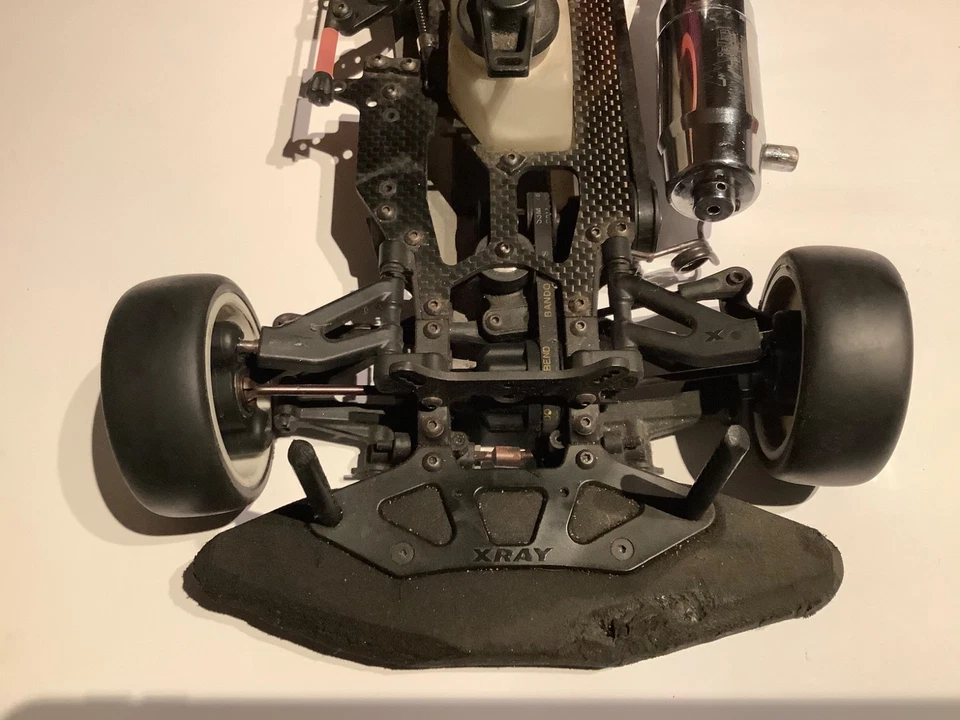 Xray NT1 2008 ? Nitro flachbahner zum basteln oder Ersatzteileträger - Bild 4 von 4