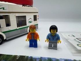 LEGO City 60057 30002 40175 x2 Camper Van Police Boat Storyboard-  100% Complete