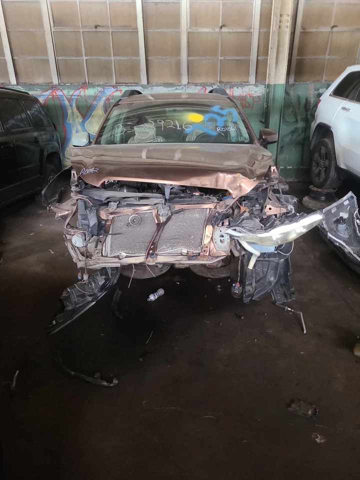 Espejo retrovisor Subaru Legacy 2005-2022 sin cámara de visión trasera Foto 3 de 4