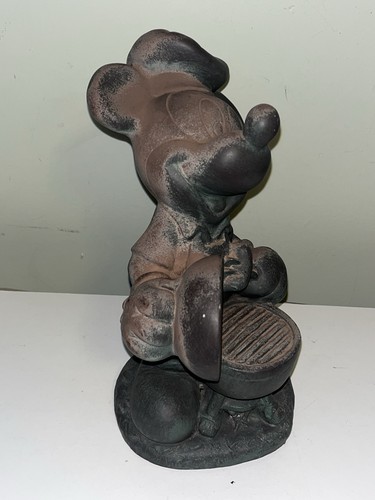 Vintage 1997 Mickey Mouse Disney Outdoor Garden 10” Statue #836. Hide Your Key - Picture 2 of 4