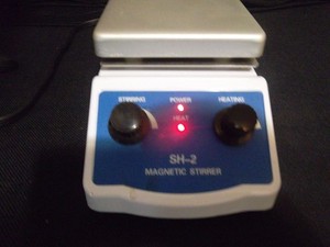DIGITAL HOT PLATE WITH MAGNETIC STIRRER SH2 (UNTESTED POWERS ON)