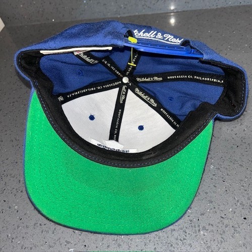 MITCHELL & NESS TORONTO MAPLE LEAFS HOCKEY CLASSIC SNAP BACK HAT CAP BLUE - Picture 5 of 7