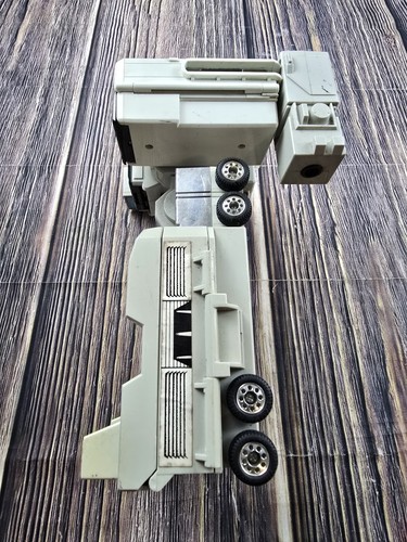 Vintage 1985 G1 Transformers METROPLEX Figure Autobot Hasbro Takara - Incomplete - Picture 8 of 10