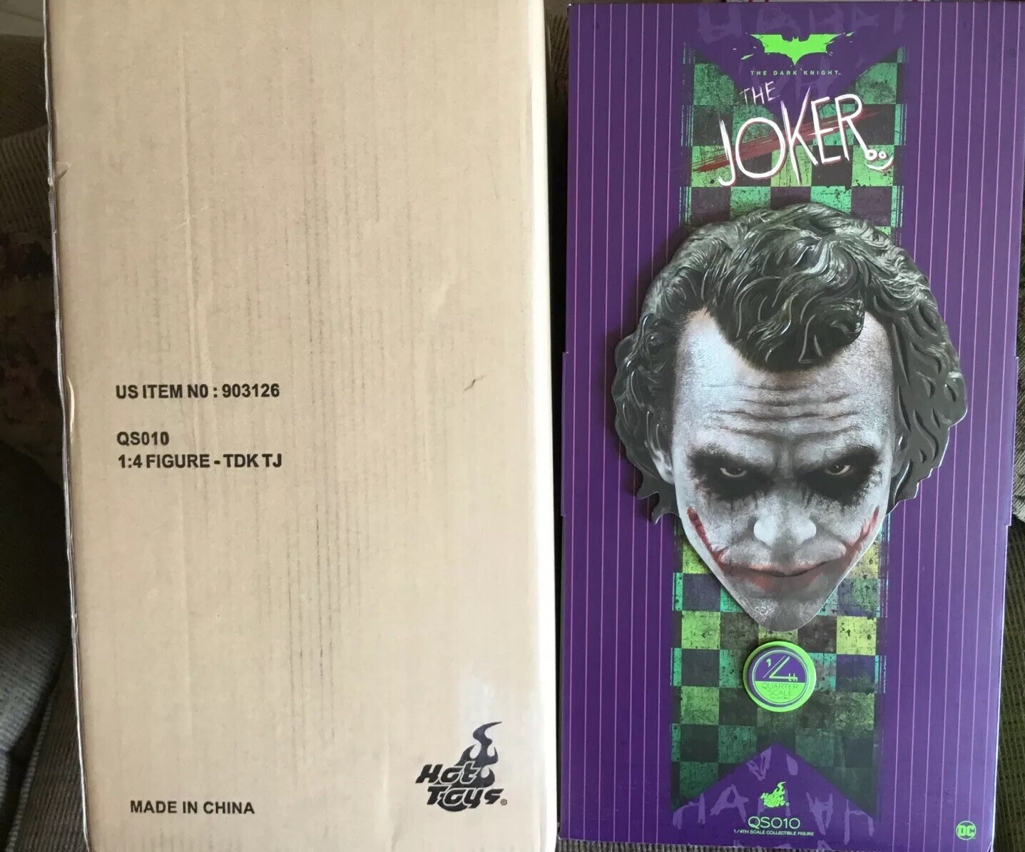 Hot Toys The Dark Knight The Joker Quarter Scale QS010 Hot Toys The Dark Knight The Joker Quarter Scale QS010