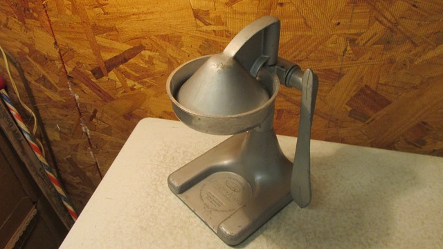 Old National Juice King Citrus Juicer Old National Juice King Citrus Juicer