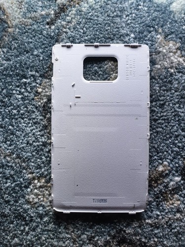 Samsung Galaxy S2 Back Cover - GRADE C, READ DESCR AA3509 - Picture 3 of 3