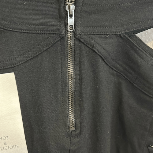 B2/1 Hot & Delicious black, side lace up, cut out hips, stretchy skinny pant. Si - Picture 9 of 13