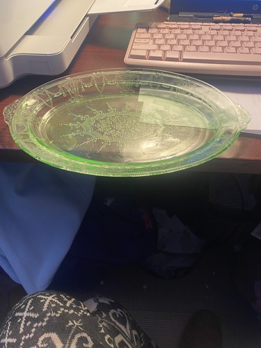 Depression. Lime Green Oval Platter 11 3/4x8” Beautiful