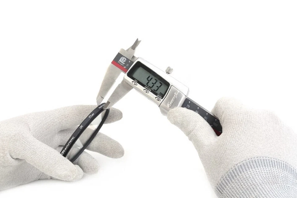 HOYA FUSION ANTISTATIC UV 49~82mm Slim Filter - 18-layer (SHMC) Multi - Coating - Image 3 of 4