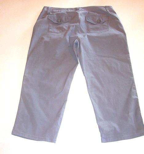 Daisy Fuentes dunkelgraue mittelhohe Freizeit-Caprihose für Damen 10 - Bild 2 von 2