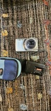 Olympus Stylus 7010 12.0MP Digital Camera Silver w/2 Batteries, Charger & Case 