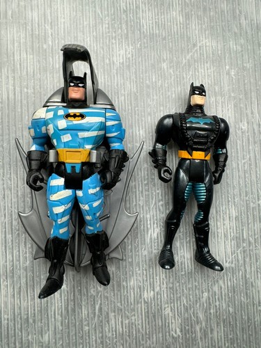 vintage Kenner BATMAN FIGURE LOT Air Assault 1994 & PARTS Sub-Frequency Armor - Picture 2 of 24