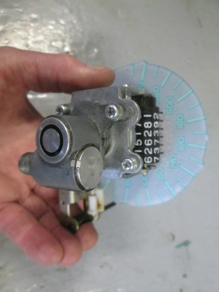 HONDA 1991 - 2003 ST1100 SPEEDOMETER 37200-MT3-722 IN KPH , MPH SMALL, TESTED - Imagem 4 de 4