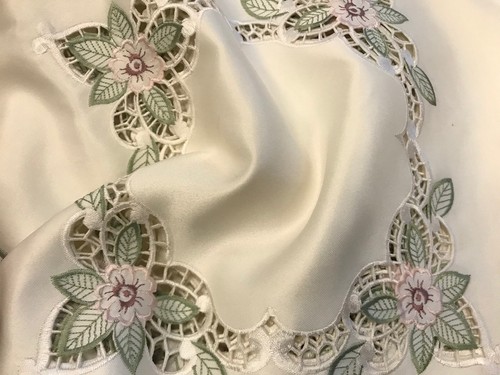 20" Embroidered Polyester Lace Square Table Placemat Doily Doilies Wedding Party - Picture 5 of 9