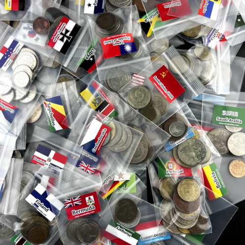 Coin Collection Lot: 709 Different World Coins with Flags for a Binder! - Picture 7 of 9