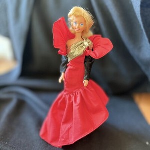 Oscar De La Renta Barbie | eBay Oscar De La Renta Barbie | eBay