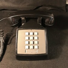 Vintage AT T 2500DMG Black Standard Touch Tone Desk Phone Tested Dial Tone