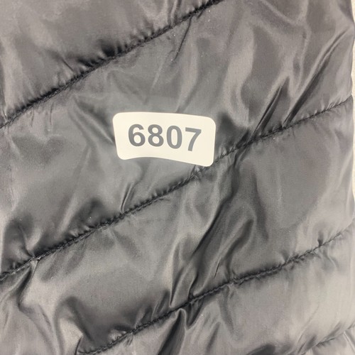 Big Chill Jacket Womens Medium Black Full Zip Pocket Puffer Mock Neck Outdoor - Picture 14 of 14