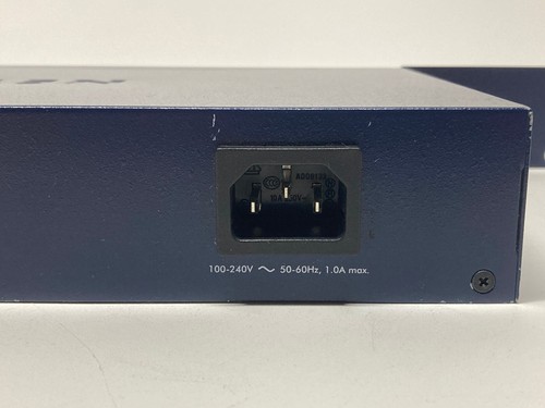 Netgear ProSafe JGS516 16-Port Gigabit Ethernet Switch - Picture 7 of 7