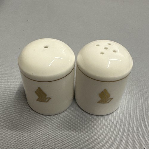 Vintage Narumi Bone China Singapore Airlines 1.75" Salt & Pepper Shakers