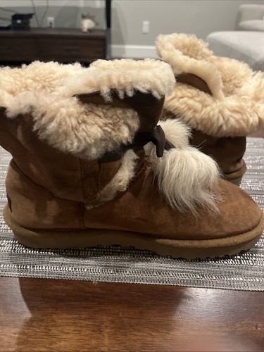 UGG Australia Classic Short Button Brown Boot Women 7 ,Sheepskin Lined 3352 - Picture 5 of 14