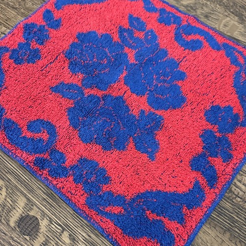 VINTAGE MCM CANNON Monticello Sculpted Washcloth Red & Blue - Picture 6 of 9