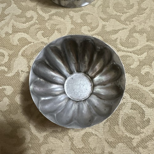 Lote de 21 sartenes de gelatina de aluminio vintage molde para pasteles - 15 anillos + 6 mini paquetes - Imagen 6 de 6