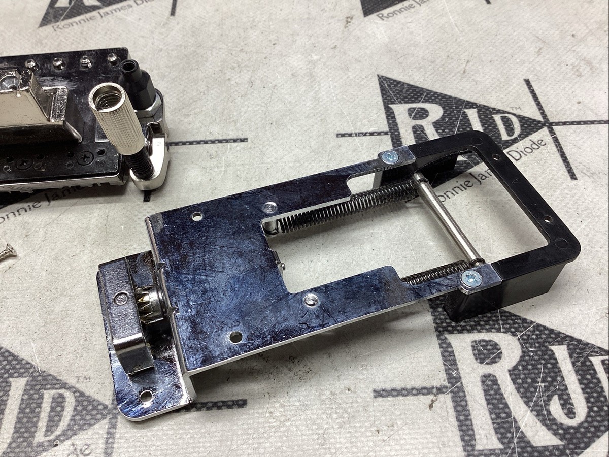 Ibanez Edge Zero Resistance ZR ZPS Locking Guitar Tremolo