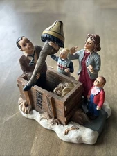 Dept 56 A Christmas Story Village LEG LAMP Crate ISNT IT BEAUTIFUL 2006 - No Box