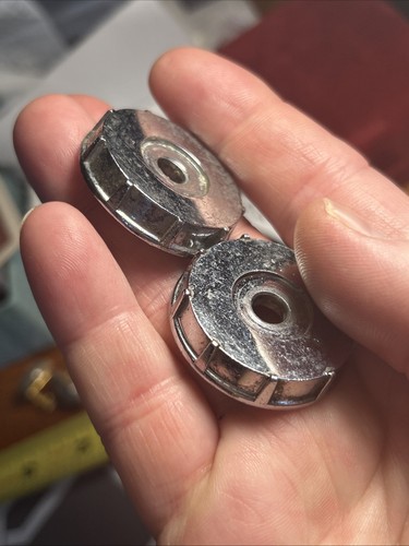 Used 1951 1952 1953 1954 OLDS SUPER DELUXE RADIO TONE DUMMY CONTROL KNOB 7260192 - Picture 3 of 12