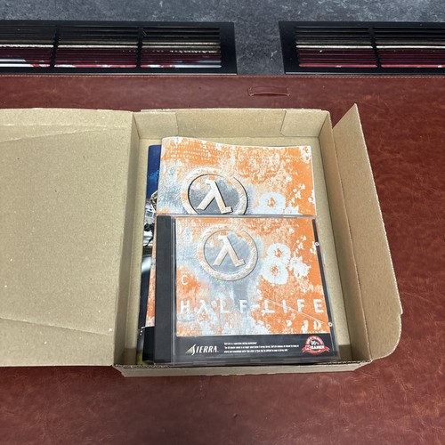 Half Life Original PC Big Box Game - Great Condition - Picture 5 of 8