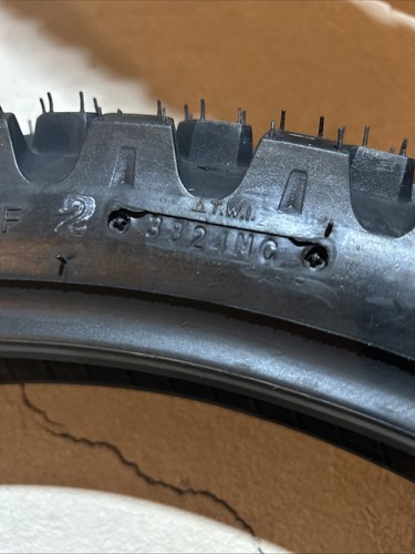 90/90-21 Motoz Tractionator Desert H/T Tube Type Front Tire. Read Description - Foto 3 di 3