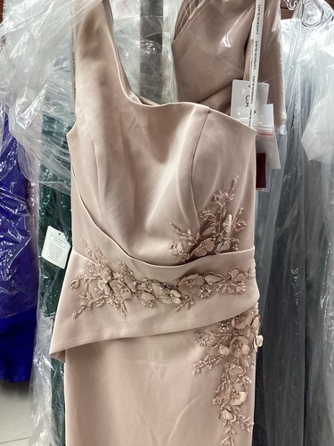 Cameron Blake CB142 - Floral Embroidered One-Shoulder Color Foundation Sz14 $788 - Picture 7 of 10