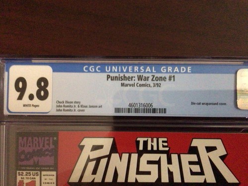CGC 9.8 Punisher War Zone 1 Die Cut Cover John Romita Jr White Pages - Imagen 2 de 3
