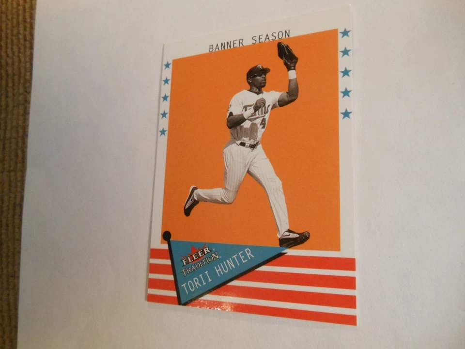 2003 Fleer Tradition Torii Hunter Banner Season #480 Rare Insert #d81/100 Twins - Image 2 of 4